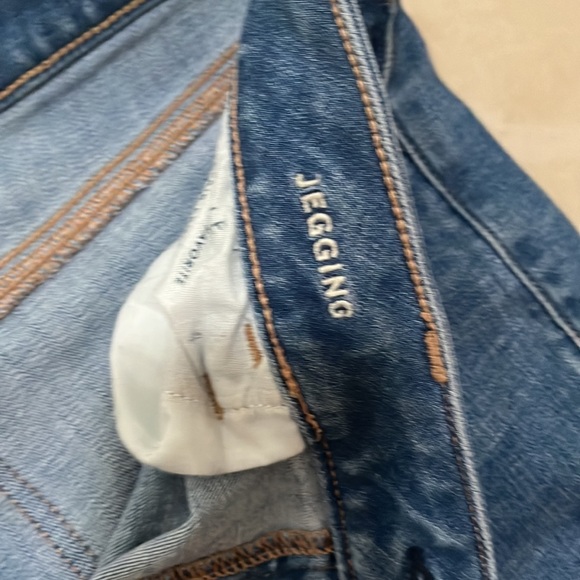 American Eagle 🦅 jeans - Picture 3 of 9